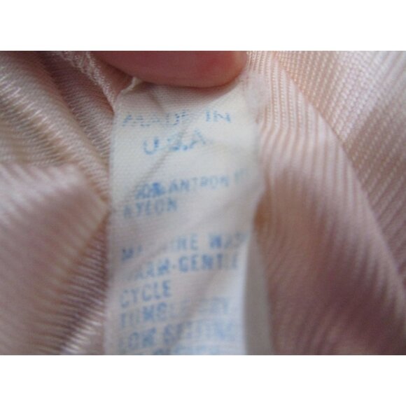 Vintage Henson Kickernick Blush Bed Jacket Tan Lace Sz. Small EUC USA Made - Picture 11 of 11